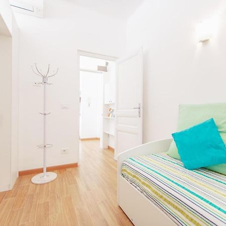 Cuore Di Sanremo Apartment And Free Parking Exterior photo